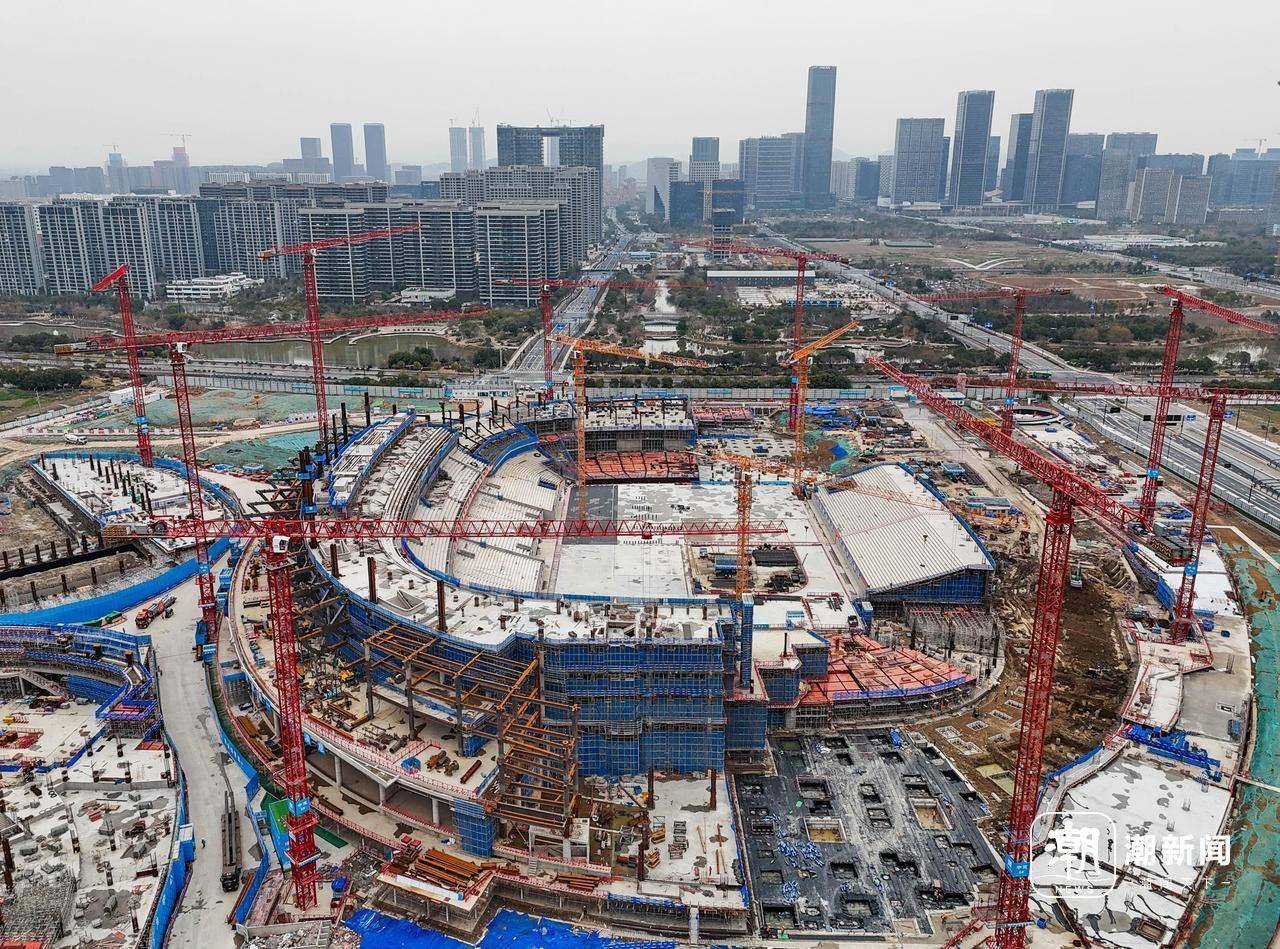 新兴足球场馆建设热潮推动城市面貌升级的简单介绍 新兴足球场馆建设热潮推动城市面貌升级的简单介绍