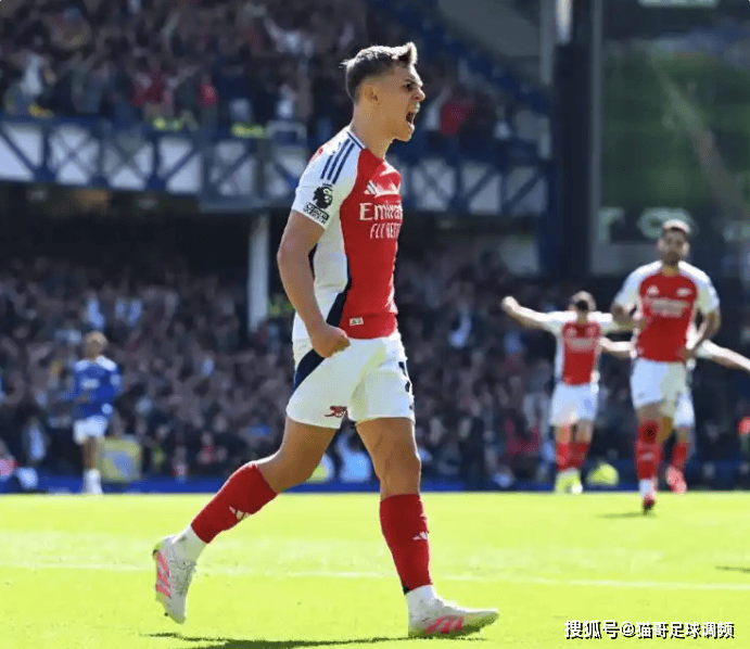 西甲豪门夜战,精彩进球与战术调整引人入胜 西甲豪门夜战,精彩进球与战术调整引人入胜